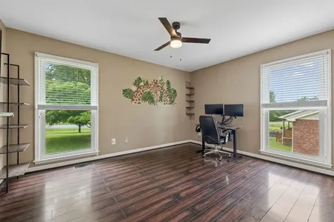 2596 Long Hollow Pike Hendersonville TN 37075