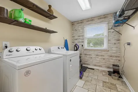 2596 Long Hollow Pike Hendersonville TN 37075