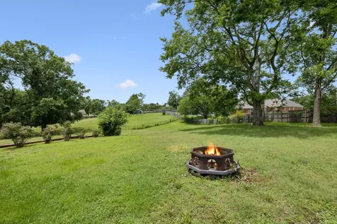 2596 Long Hollow Pike Hendersonville TN 37075