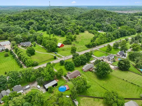 2596 Long Hollow Pike Hendersonville TN 37075