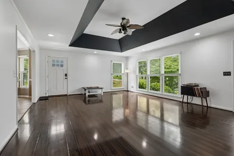 2596 Long Hollow Pike Hendersonville TN 37075
