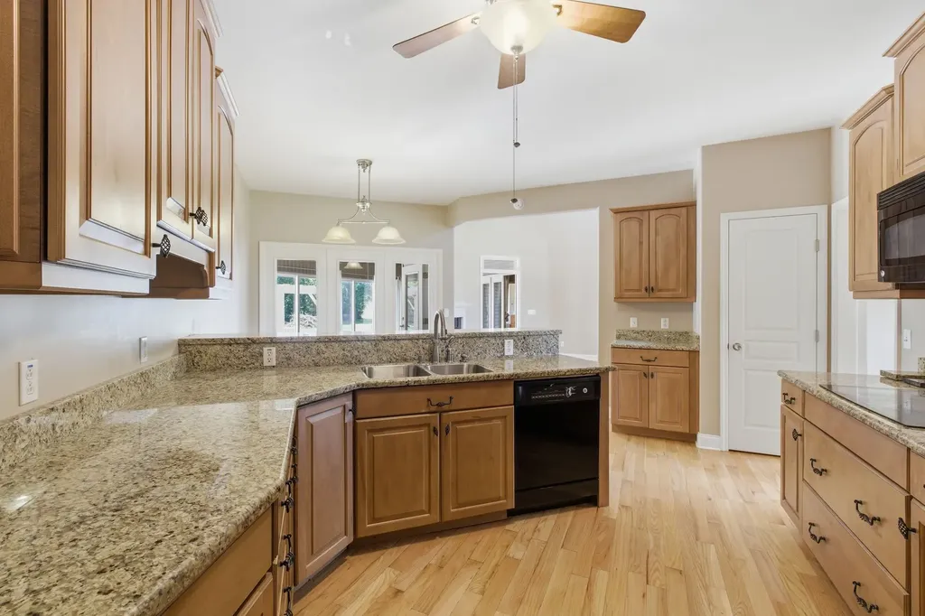 2453 Big Springs Road Lebanon TN 37087