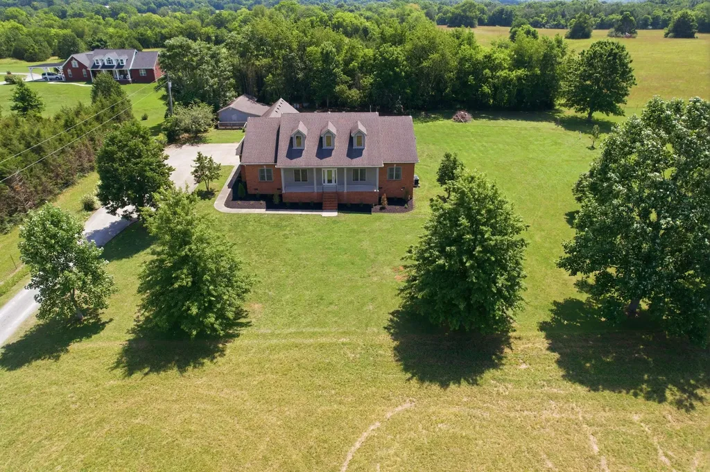 2453 Big Springs Road Lebanon TN 37087