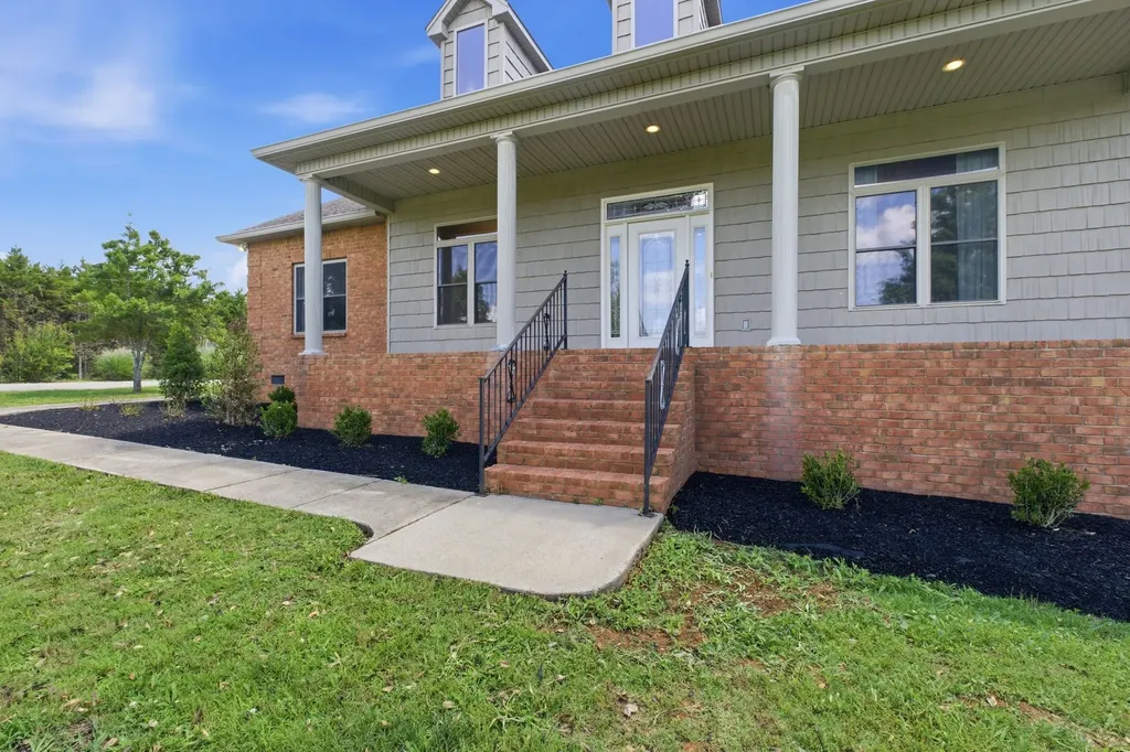 2453 Big Springs Road Lebanon TN 37087