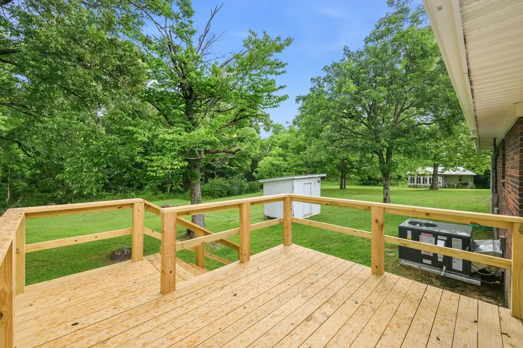 9198 Highway 114, W Scotts Hill TN 38374