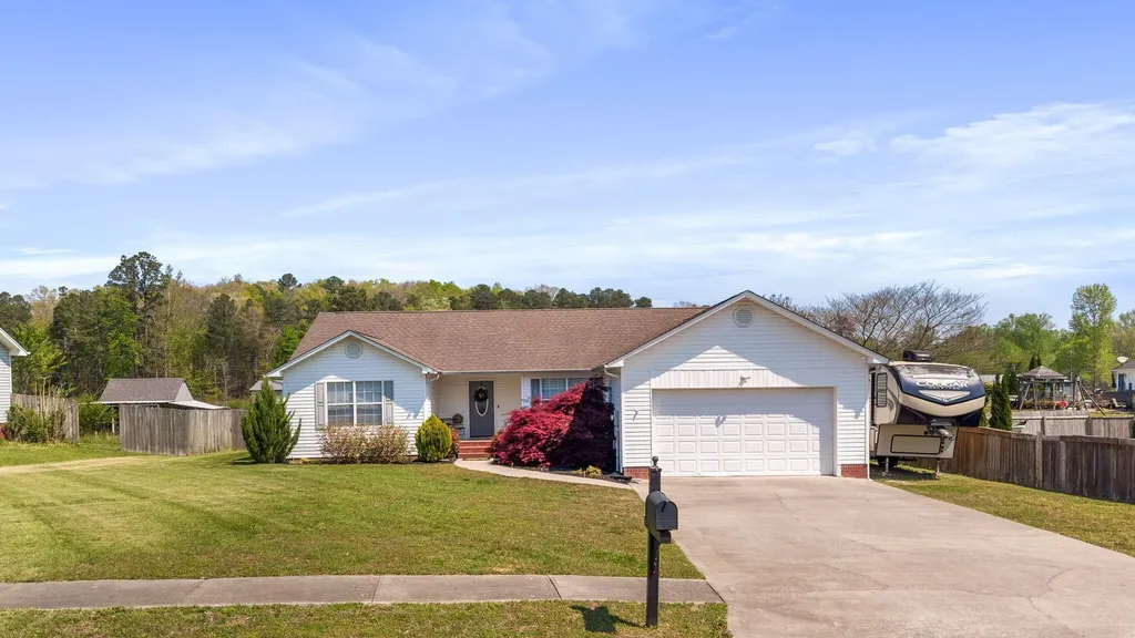 112 Georgia Bell Circle, SE Cleveland TN 37323