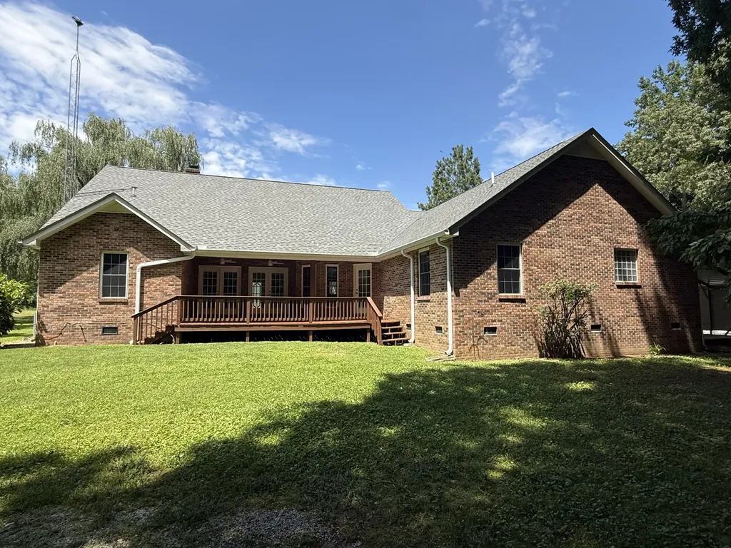 647 Golf Shores Drive Winchester TN 37398