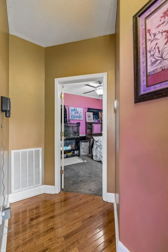 947 Bold Springs Road Mc Ewen TN 37101