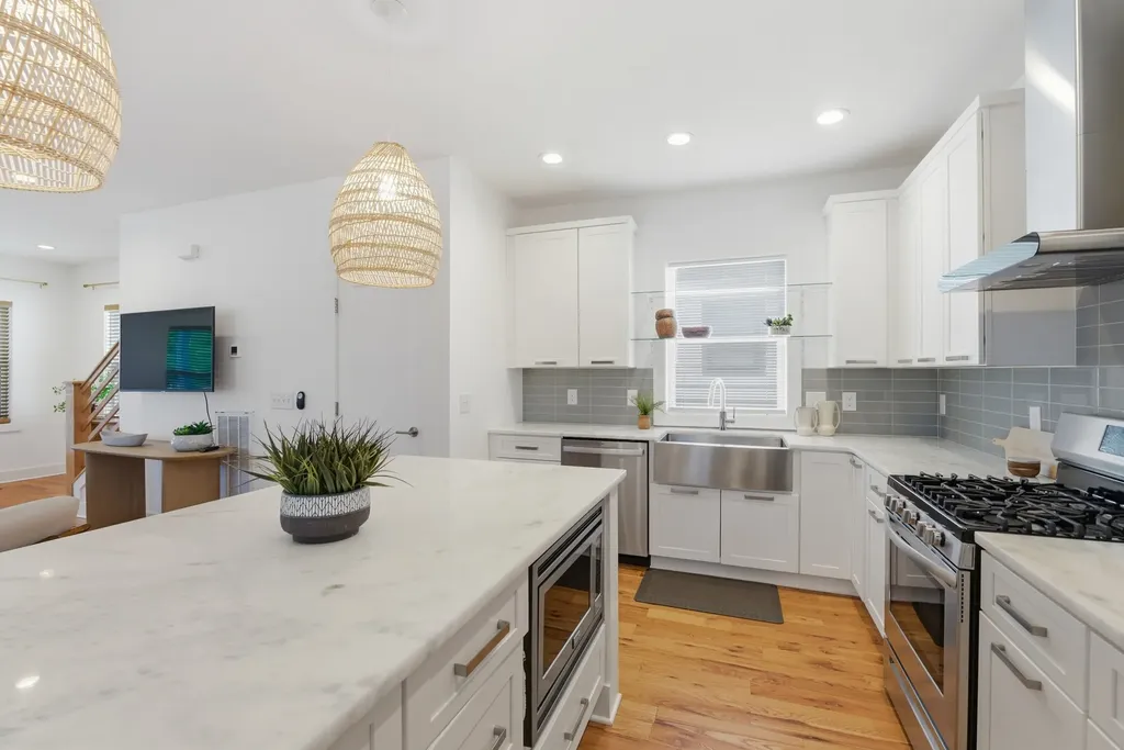 1317 Jones Avenue Nashville TN 37207