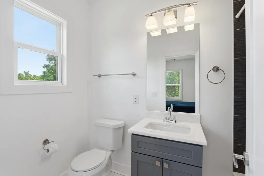 1317 Jones Avenue Nashville TN 37207