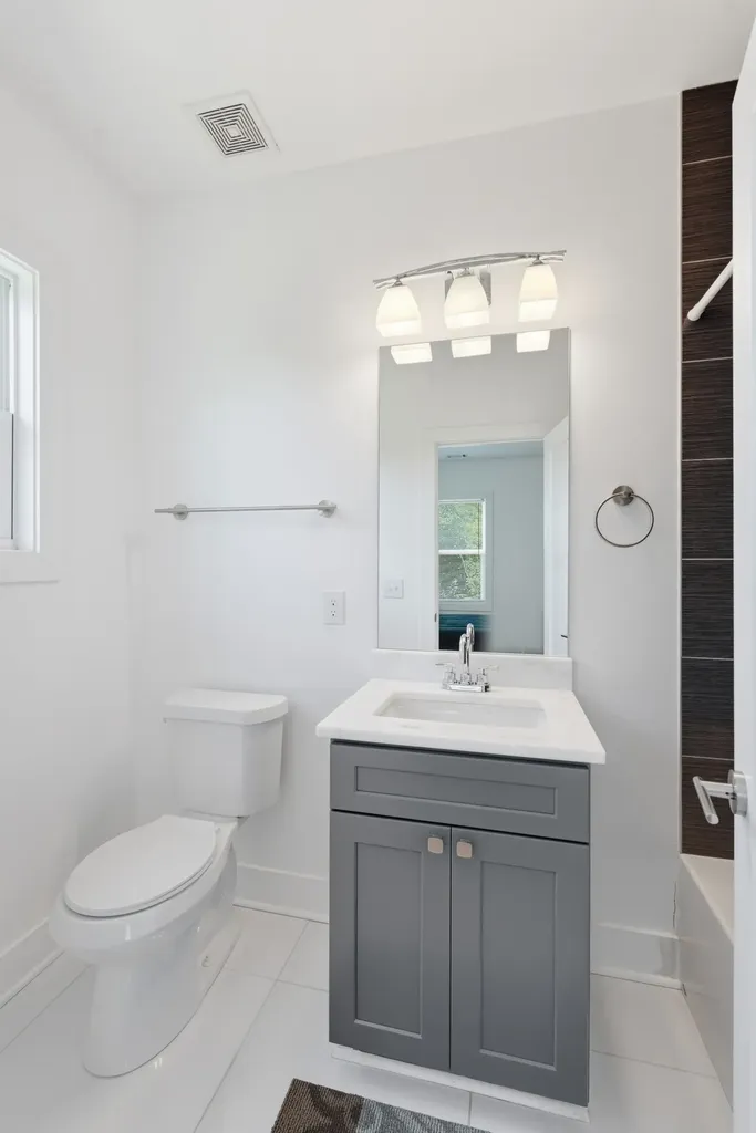 1317 Jones Avenue Nashville TN 37207