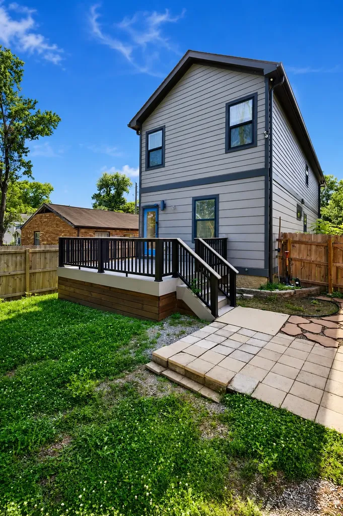 1317 Jones Avenue Nashville TN 37207