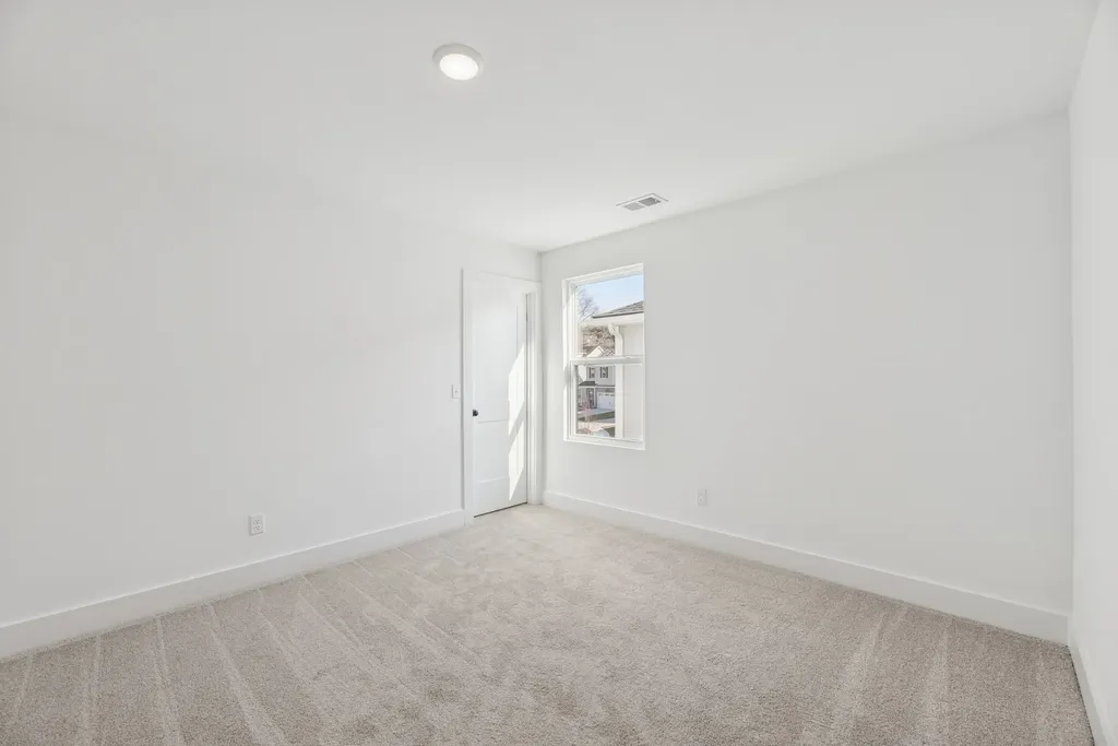 504 Canal Circle Nashville TN 37214
