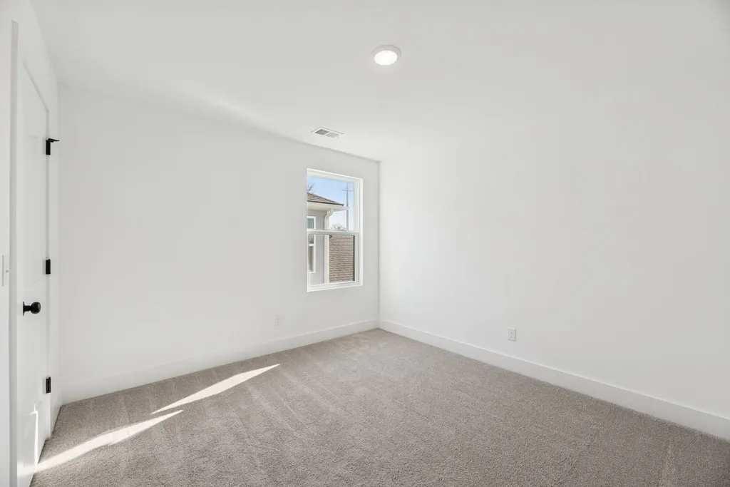 504 Canal Circle Nashville TN 37214