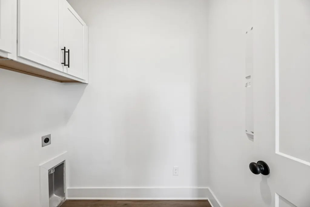 504 Canal Circle Nashville TN 37214