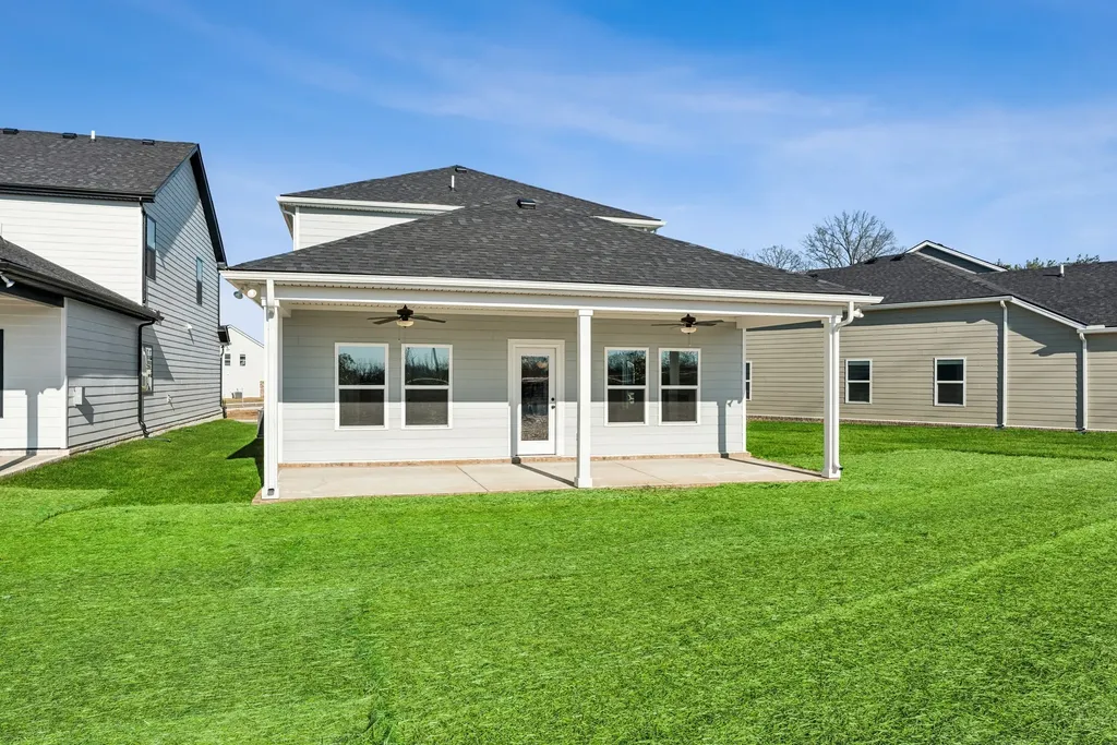 504 Canal Circle Nashville TN 37214