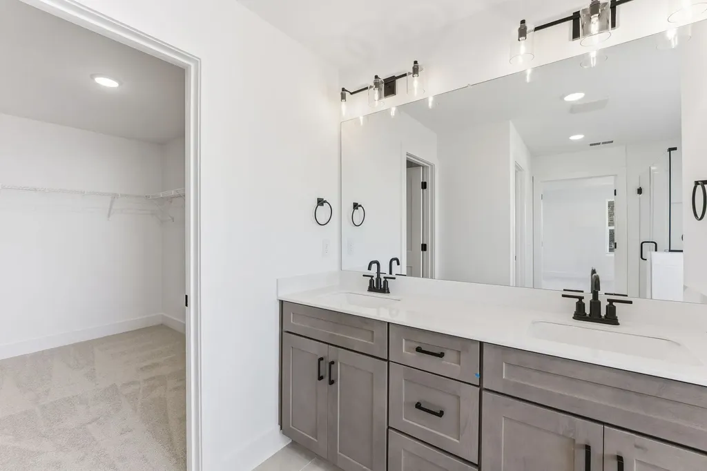 917 Watercourse Court Nashville TN 37214