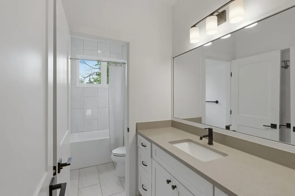 2210 Grantland Avenue Nashville TN 37204