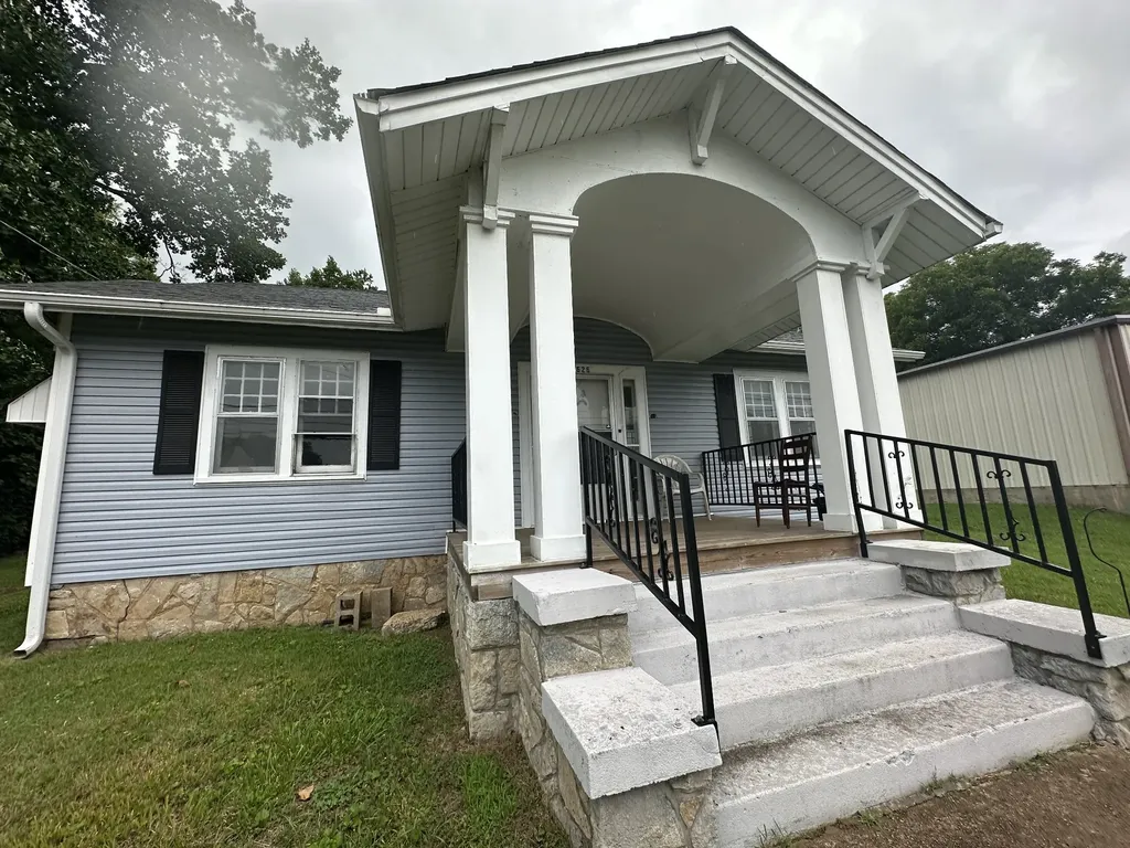626 S 1st Street Pulaski TN 38478