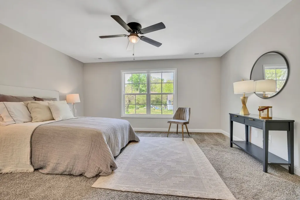 419 Via Drive Clarksville TN 37043