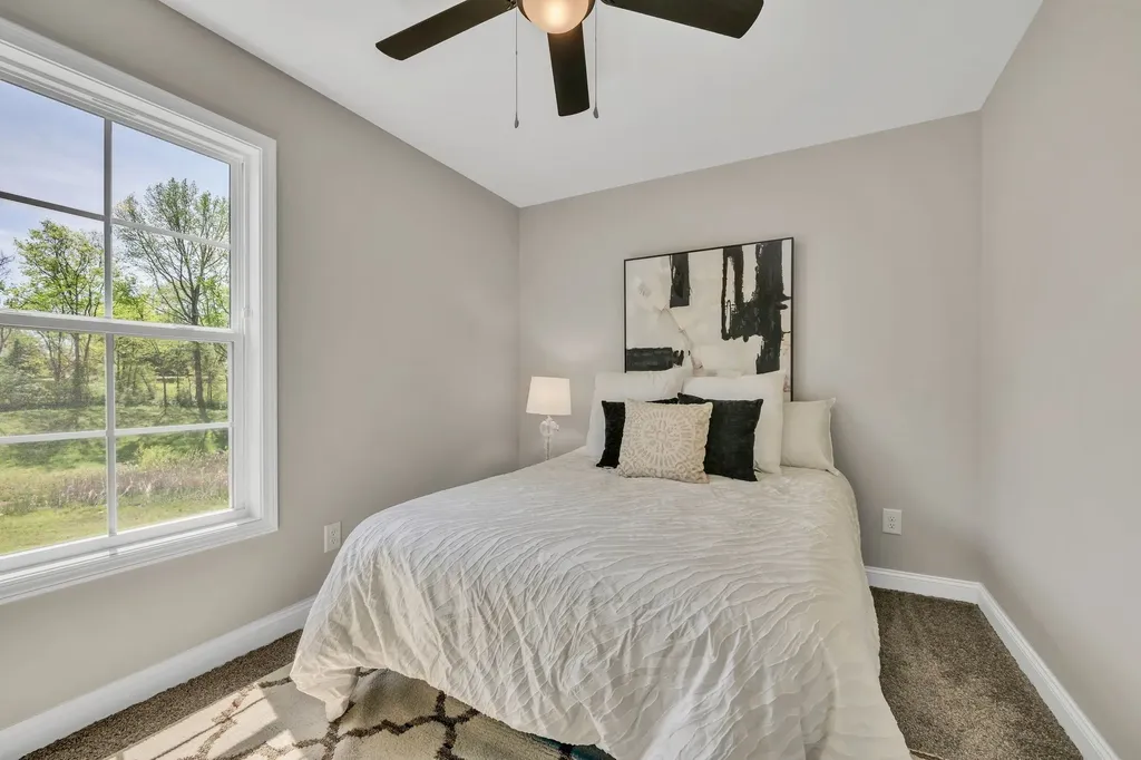 419 Via Drive Clarksville TN 37043