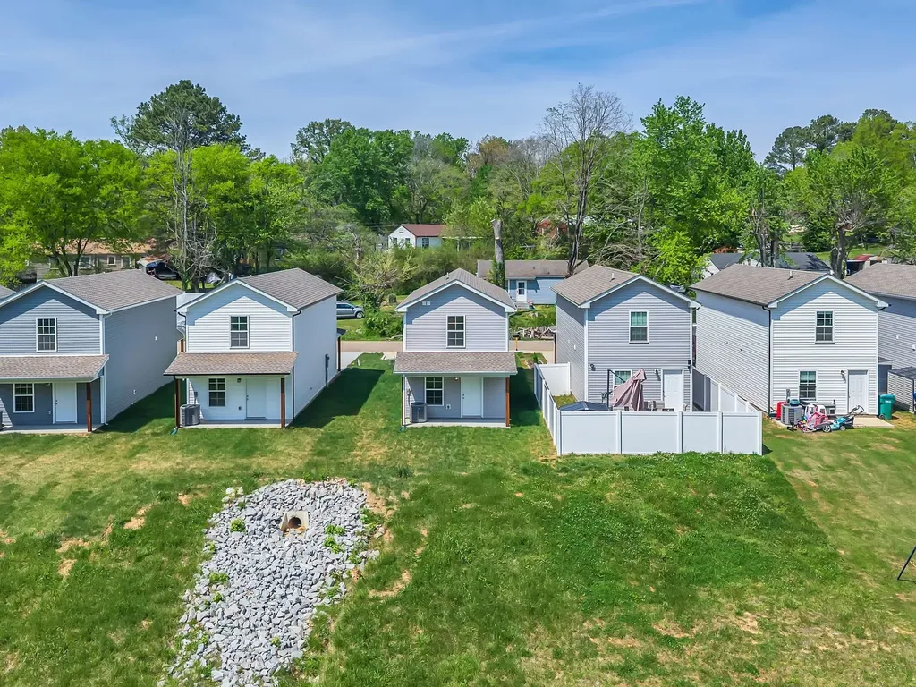 419 Via Drive Clarksville TN 37043