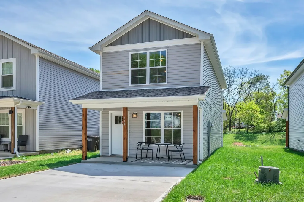 419 Via Drive Clarksville TN 37043