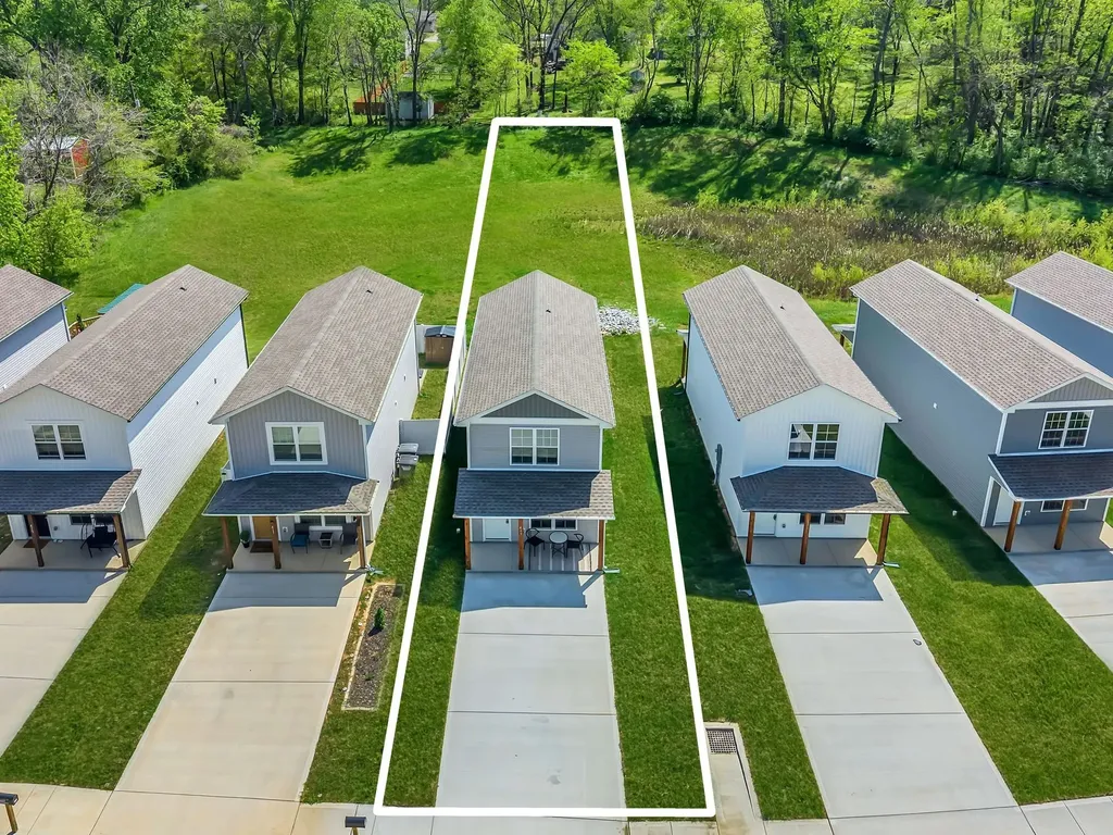 419 Via Drive Clarksville TN 37043