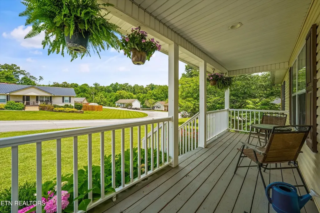 2806 Diane Gayle Drive Knoxville TN 37924