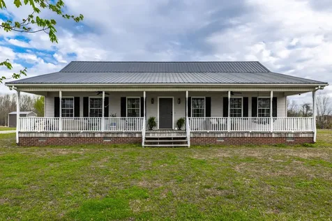 144B Leo Carter Road Bethpage TN 37022