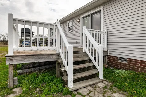 144B Leo Carter Road Bethpage TN 37022