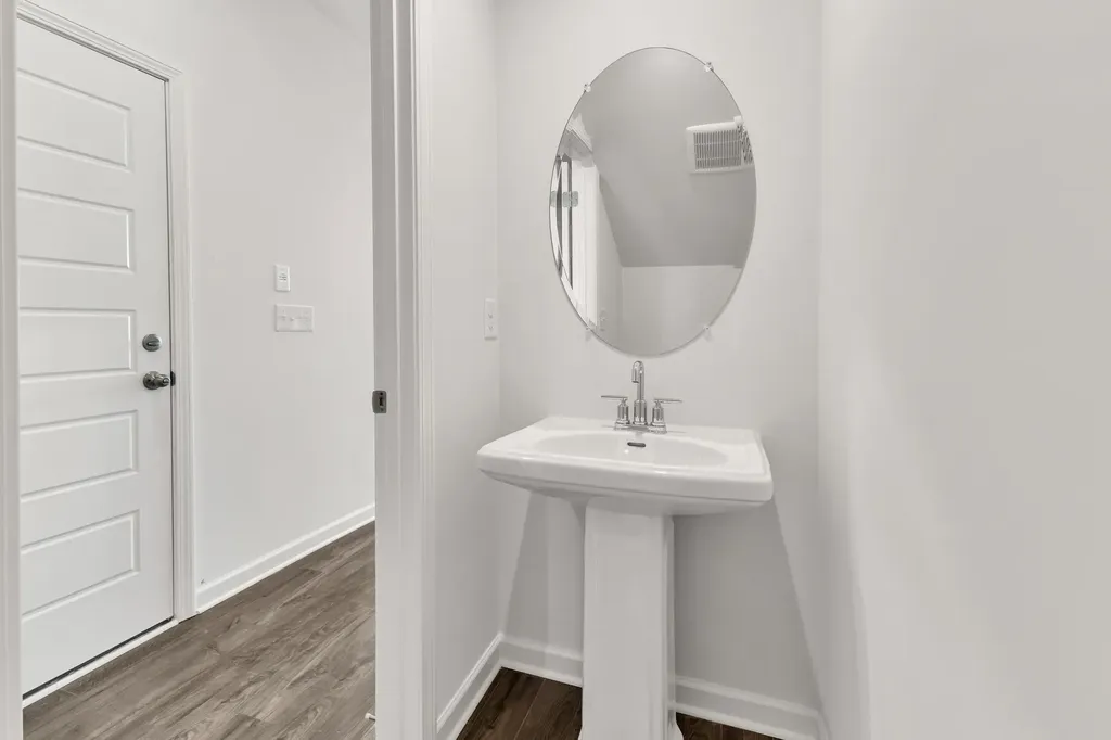 5004 Dayflower Drive Hermitage TN 37076