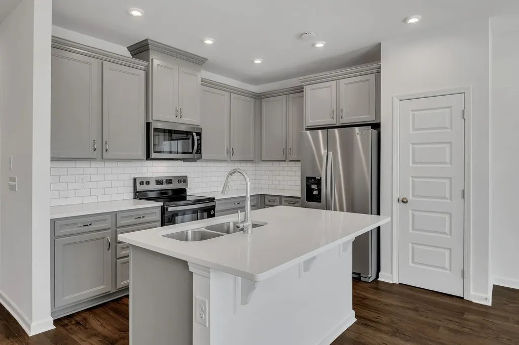 5004 Dayflower Drive Hermitage TN 37076
