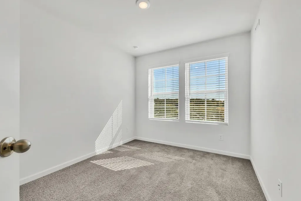 5004 Dayflower Drive Hermitage TN 37076