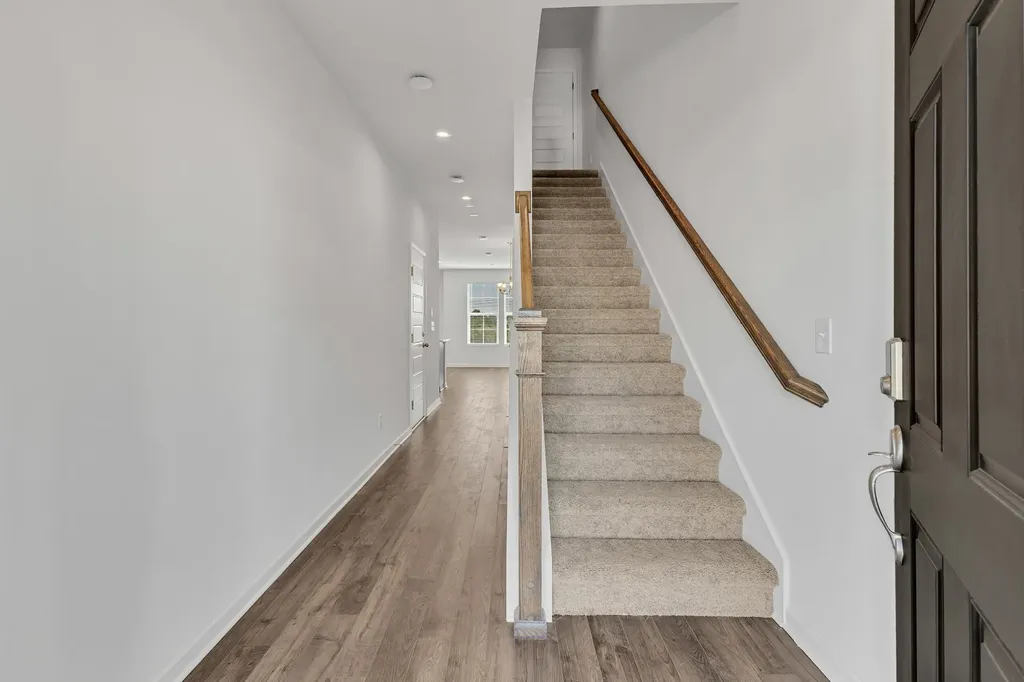 5004 Dayflower Drive Hermitage TN 37076