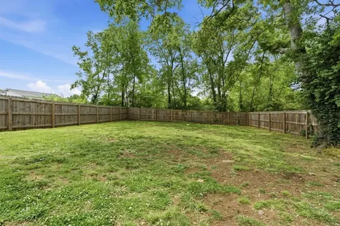 3715 Fairview Drive Nashville TN 37218