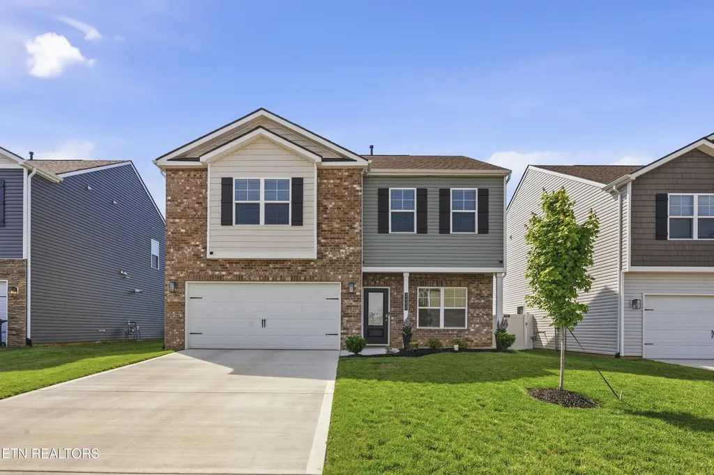2402 Best Farms Lane Maryville TN 37803