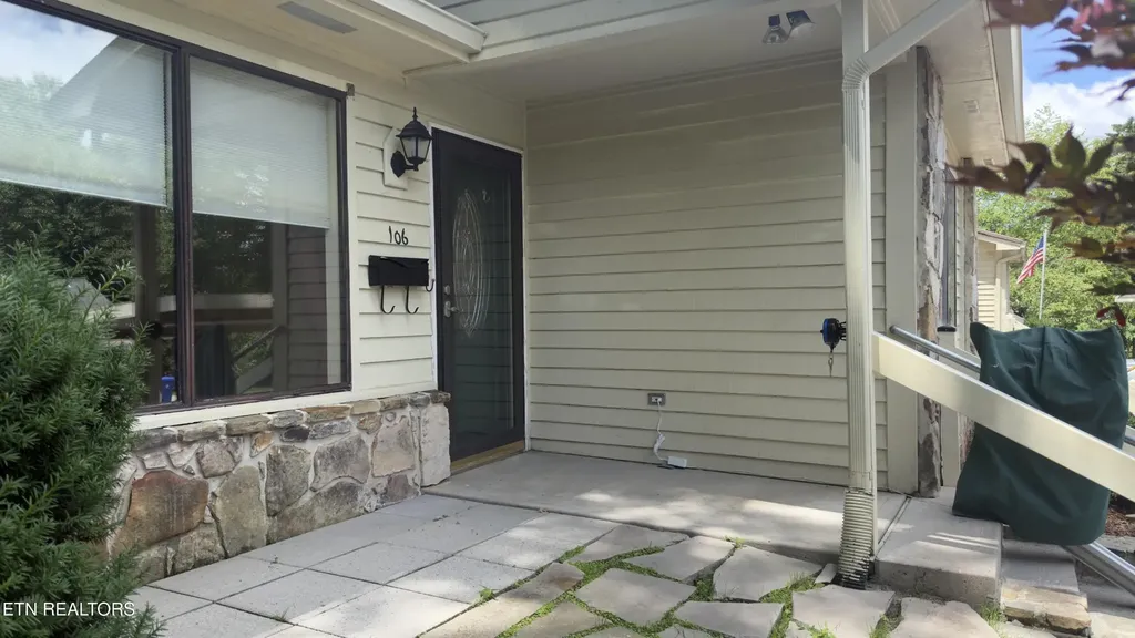 106 Hazleton Lane Oak Ridge TN 37830