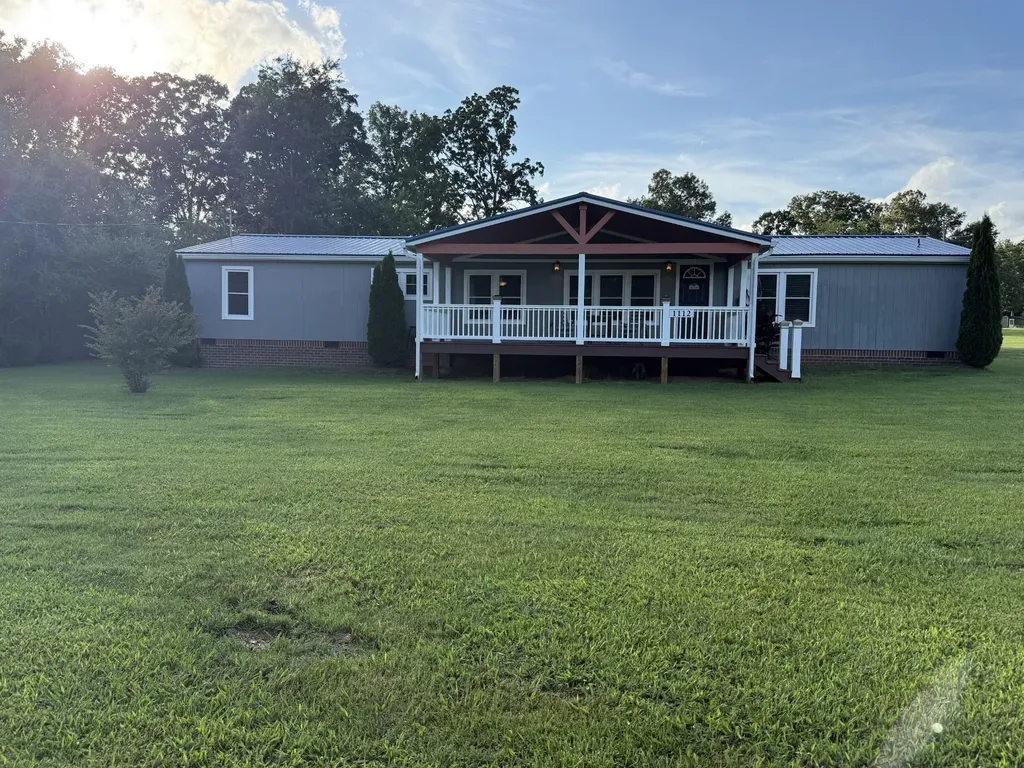 1112 Garners Creek Road Dickson TN 37055