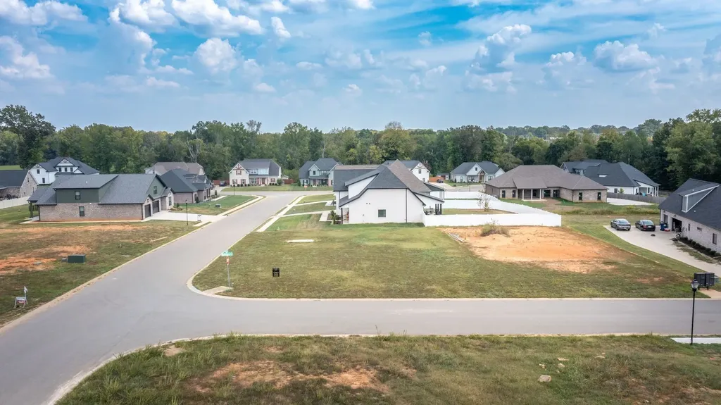 115 Bellshire Clarksville TN 37043