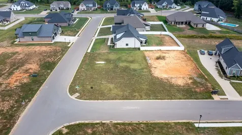 115 Bellshire Clarksville TN 37043