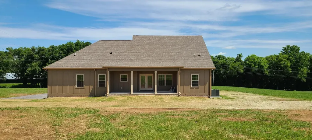 2115 Sims Road Shelbyville TN 37160