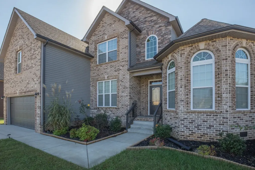 144 Thomas Traylor Lane Clarksville TN 37043