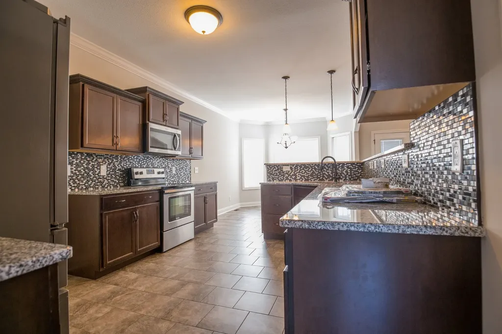 144 Thomas Traylor Lane Clarksville TN 37043