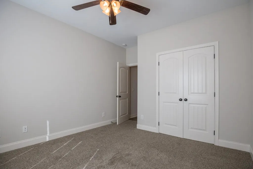 144 Thomas Traylor Lane Clarksville TN 37043