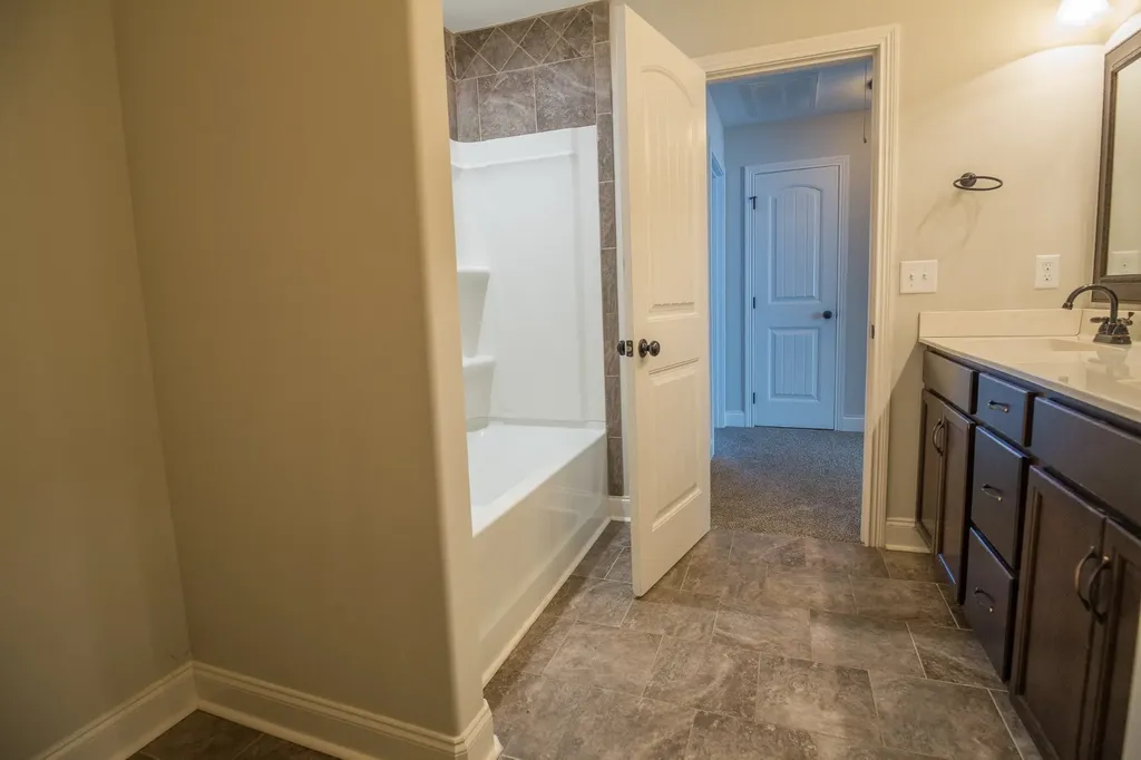 144 Thomas Traylor Lane Clarksville TN 37043