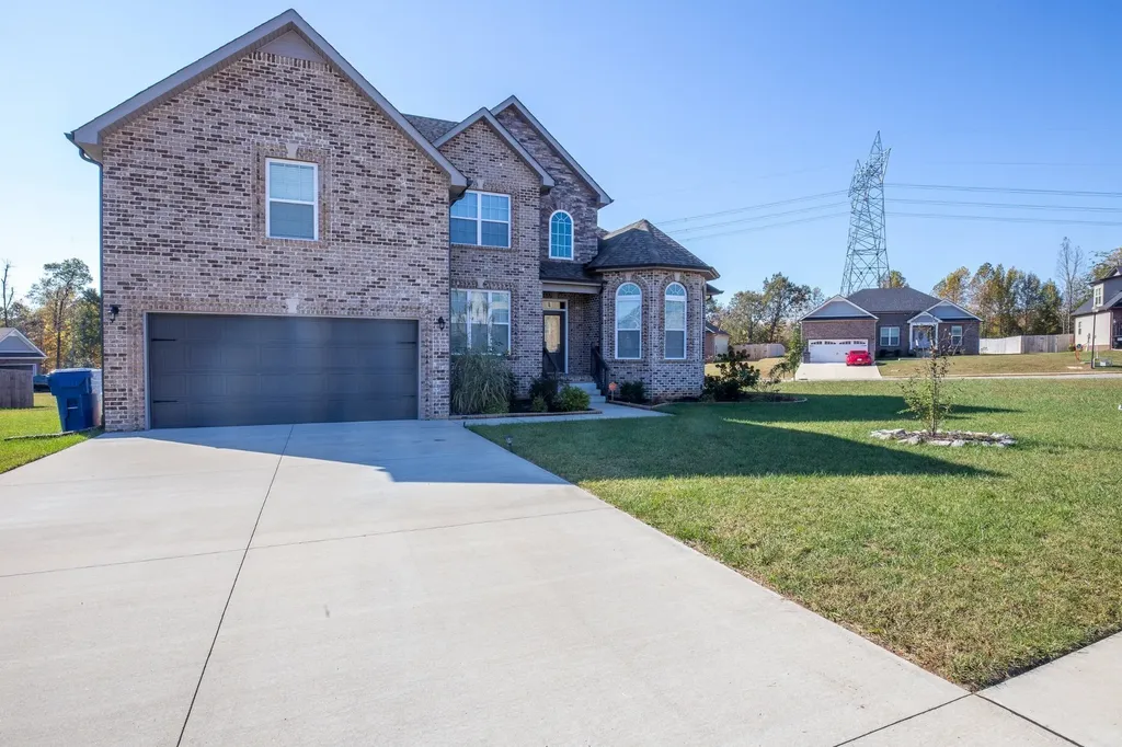 144 Thomas Traylor Lane Clarksville TN 37043