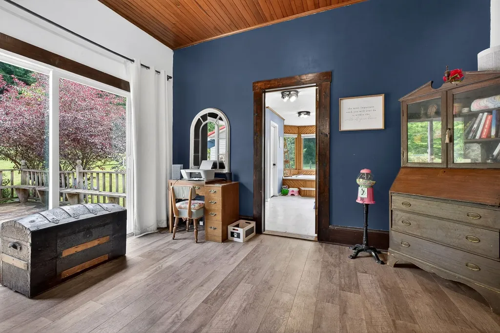 283 Hunting Creek Road Whitleyville TN 38588