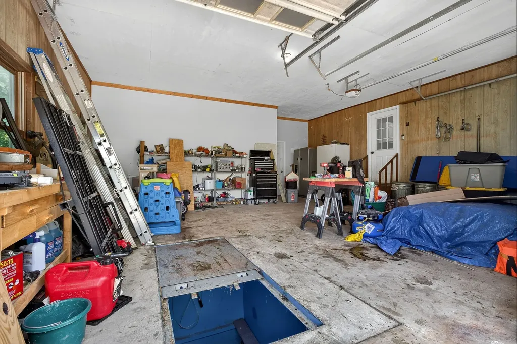 283 Hunting Creek Road Whitleyville TN 38588