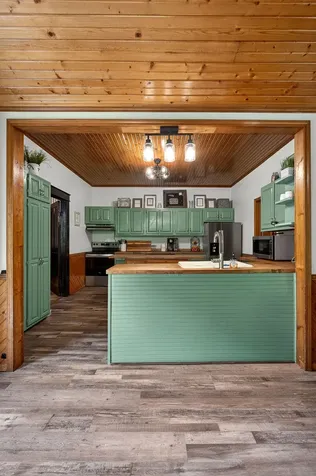 283 Hunting Creek Road Whitleyville TN 38588